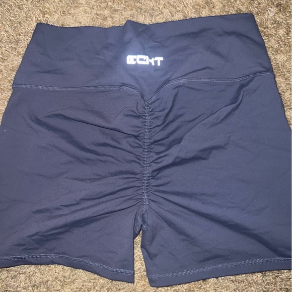🍑ECHT brand Scrunch Butt Shorts🍑 - Picture 4 of 9